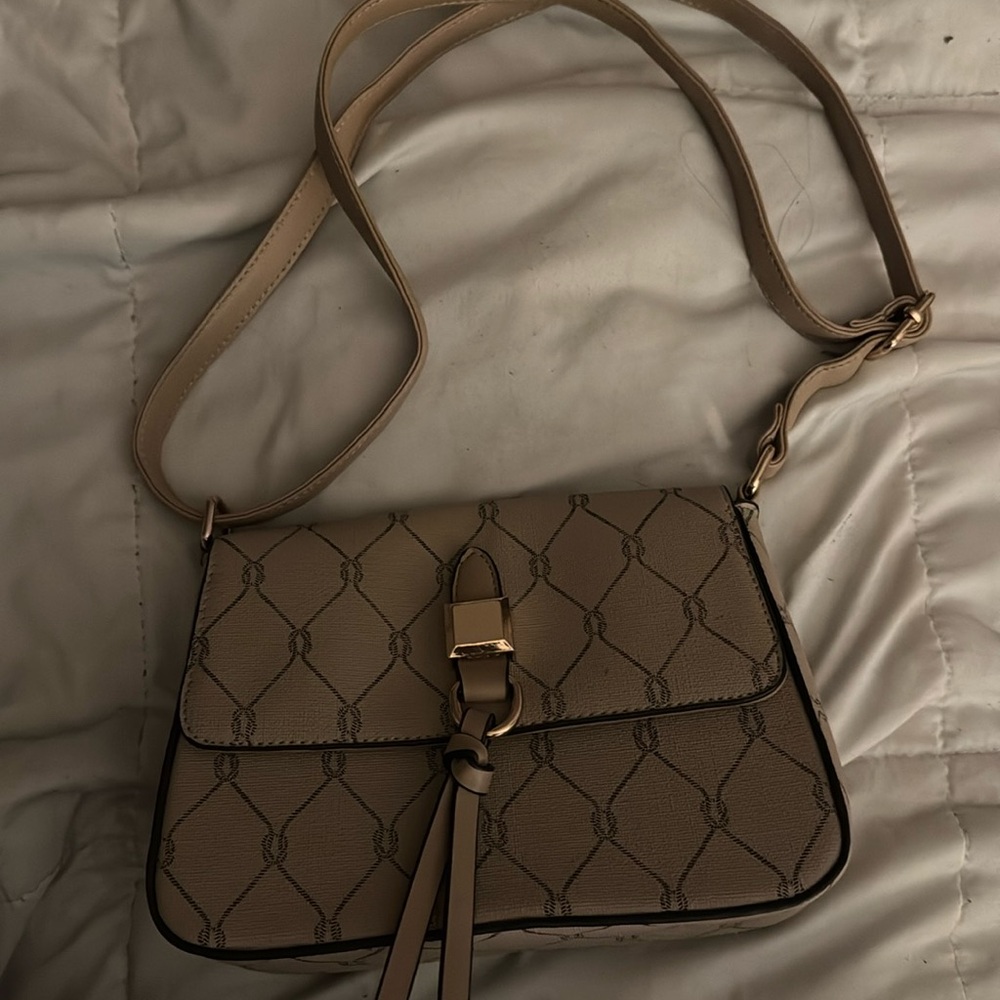 Brown/Tan Patterned Purse/Handbag